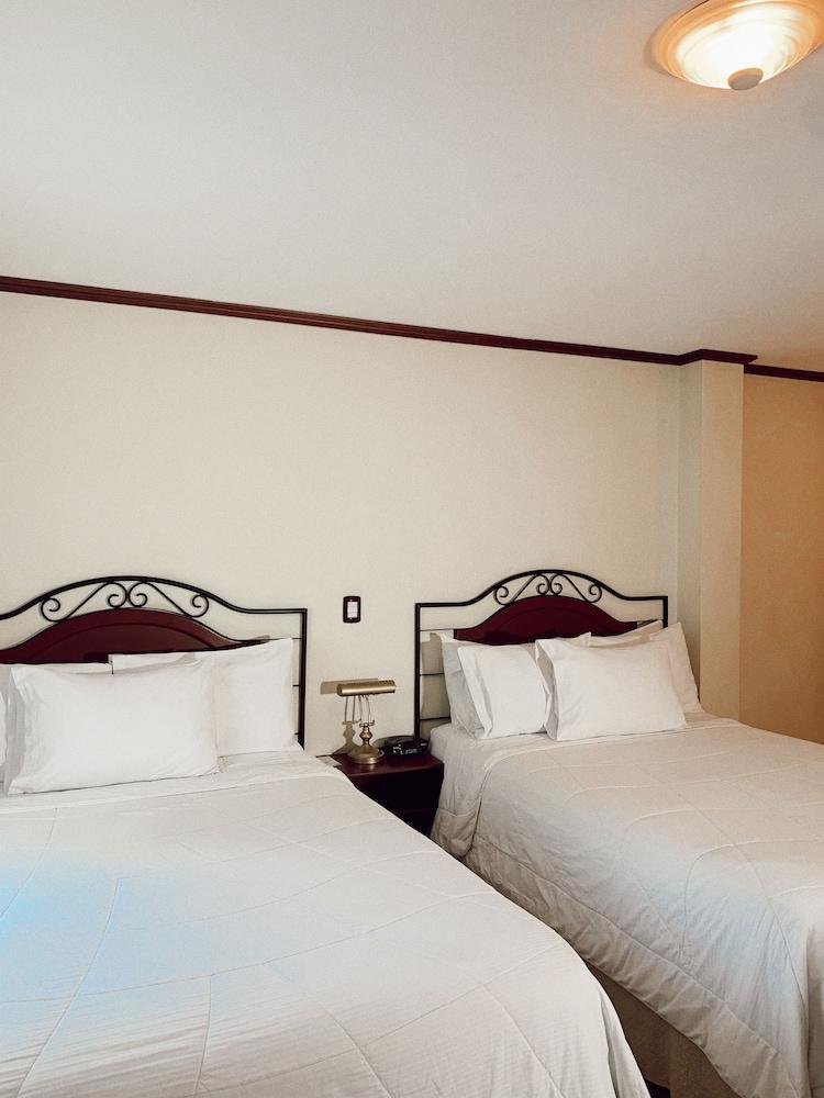 Hotel Gardenia Inn San Salvador Bagian luar foto