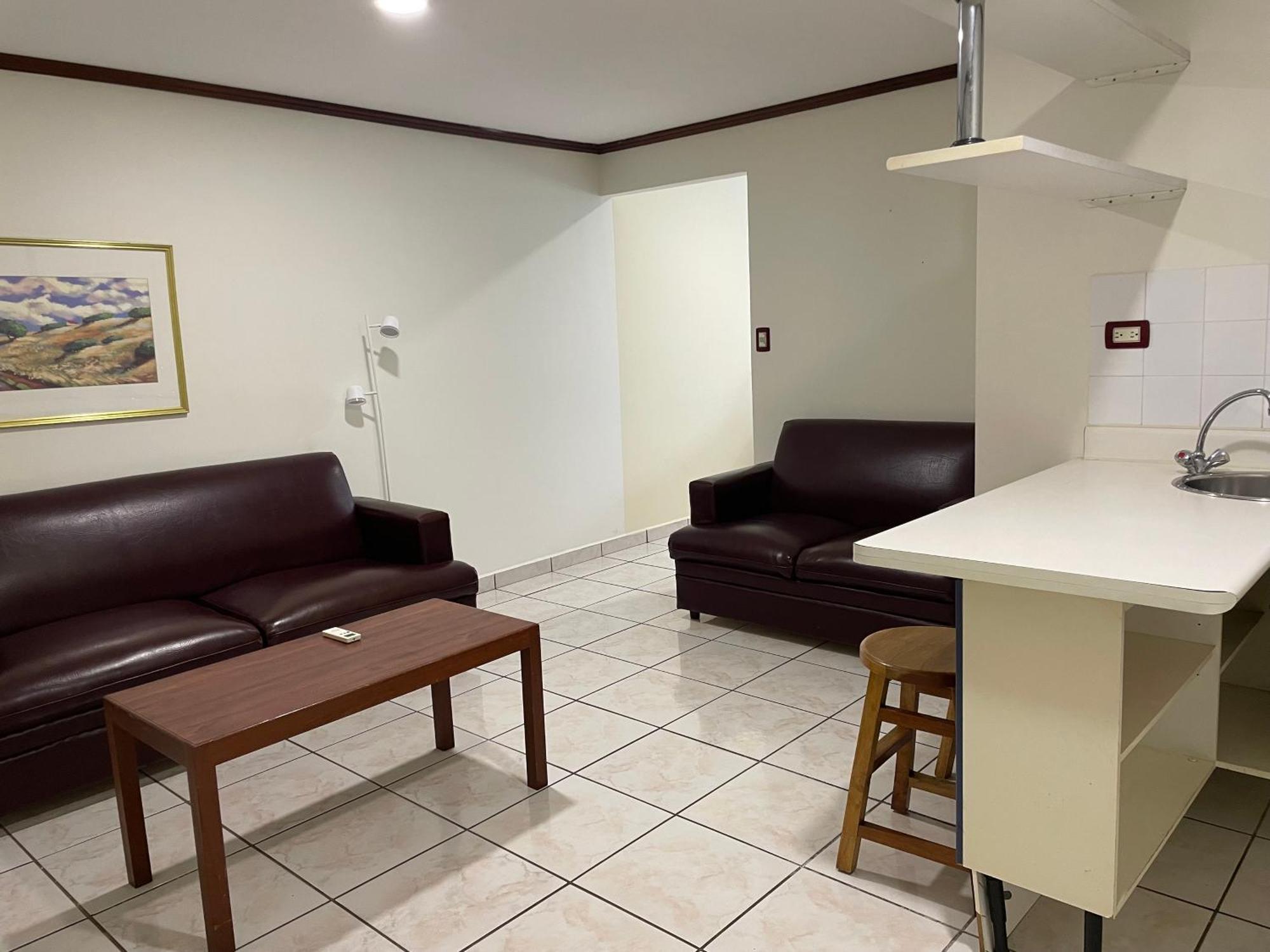 Hotel Gardenia Inn San Salvador Bagian luar foto