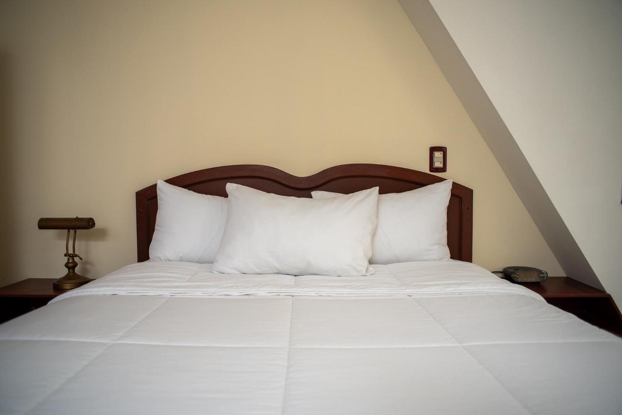Hotel Gardenia Inn San Salvador Bagian luar foto