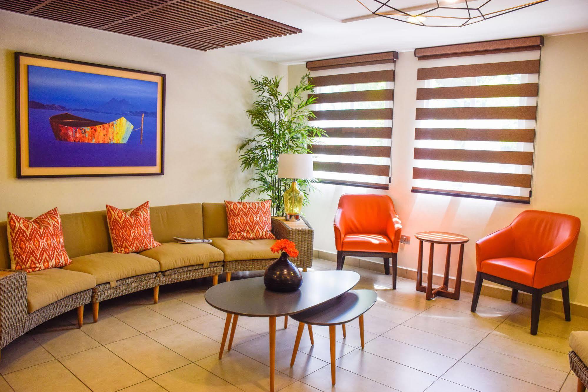 Hotel Gardenia Inn San Salvador Bagian luar foto