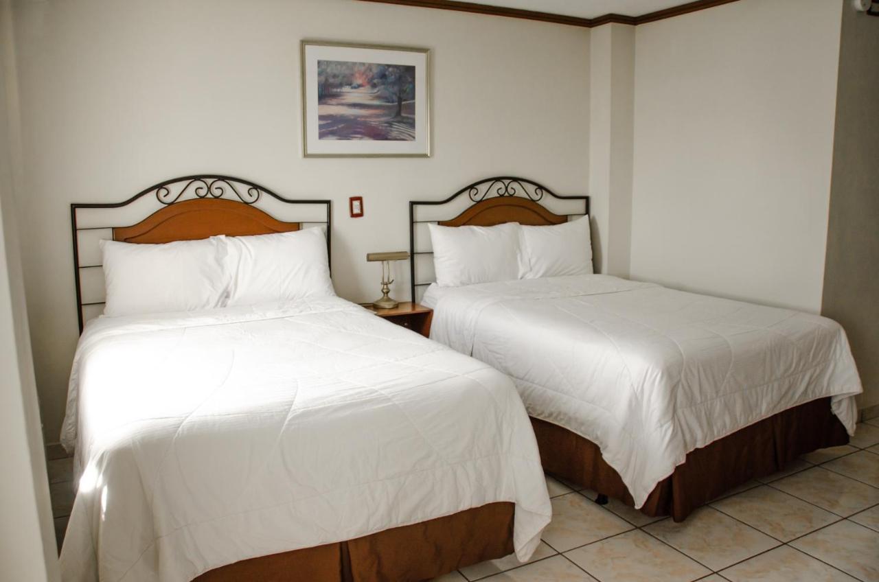 Hotel Gardenia Inn San Salvador Bagian luar foto