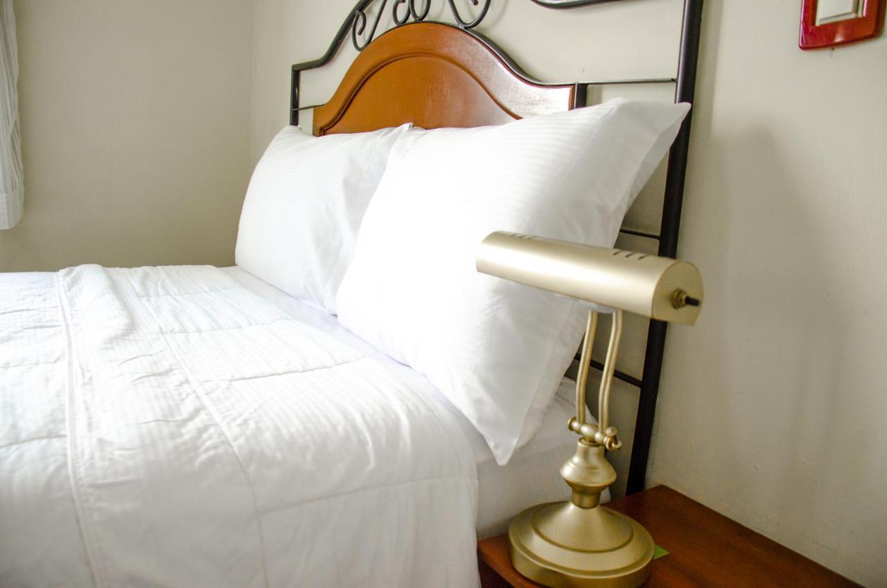 Hotel Gardenia Inn San Salvador Bagian luar foto